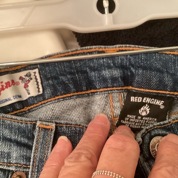 Red Engine, Vintage Bell Bottom, Size 30 length 34. Super soft made in the USA - Picture 5 of 6